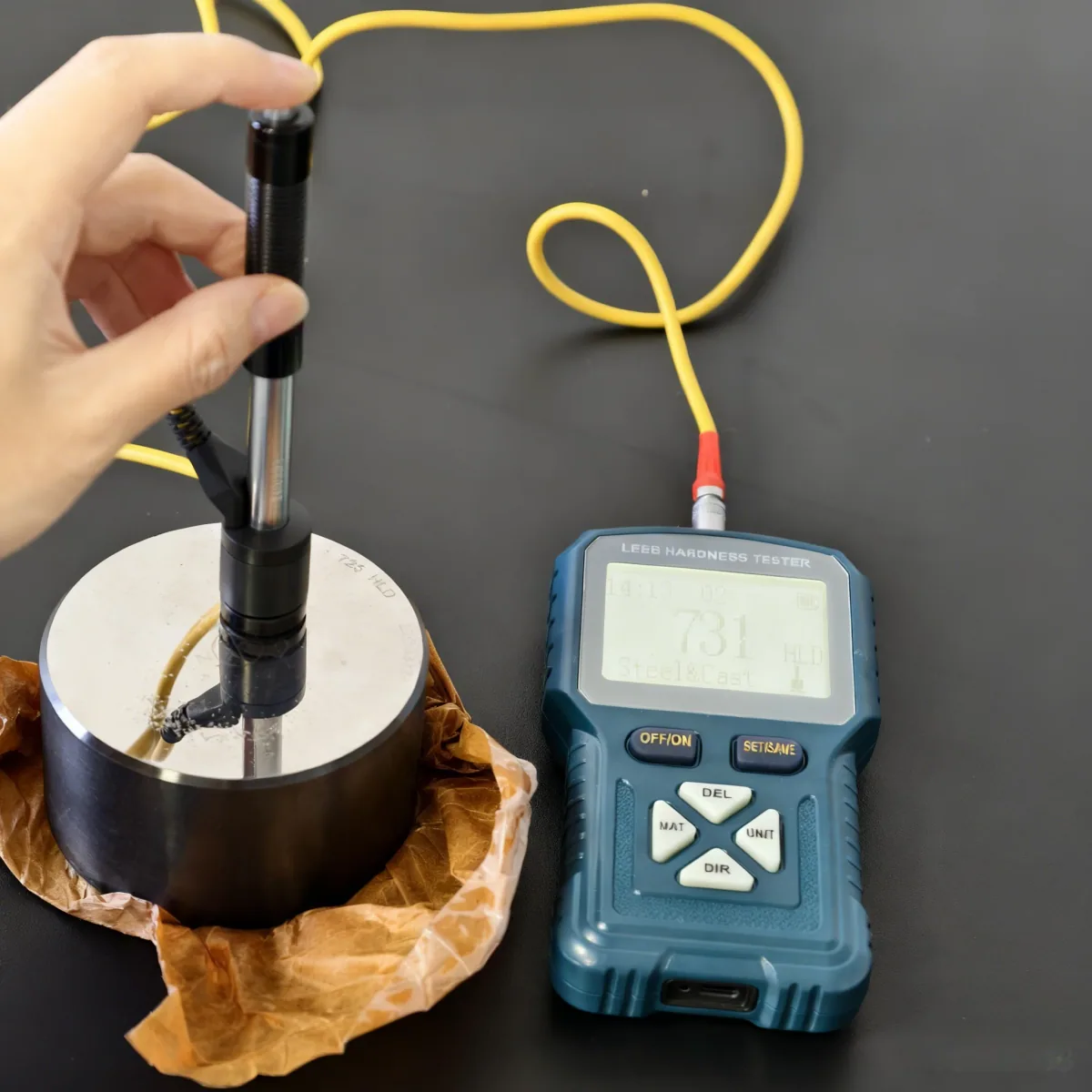 Portable Leeb Hardness Tester | HLD 170 to 960 | ±6% (HLD=800) - Thumbnail 3